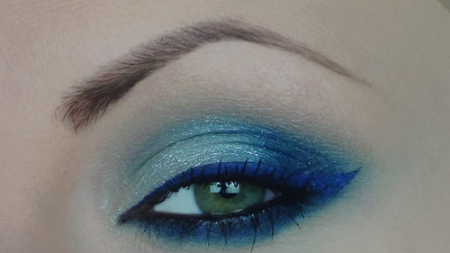 make up per abito blu elettrico