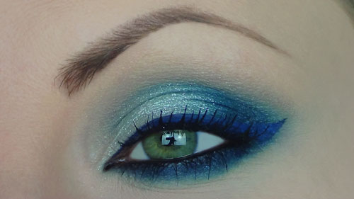 makeup per abito blu elettrico